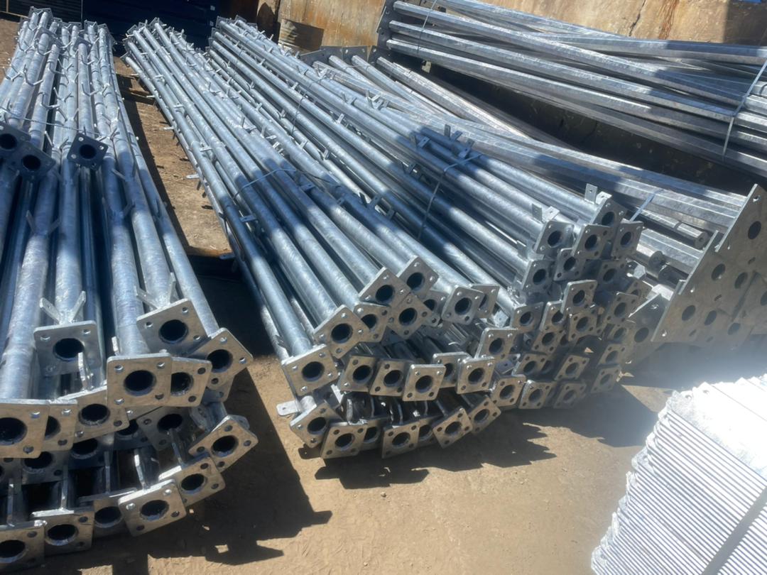 دکل لوله و نبشی مهاری